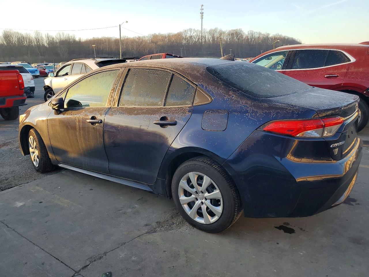 2020 TOYOTA COROLLA LE photo 2