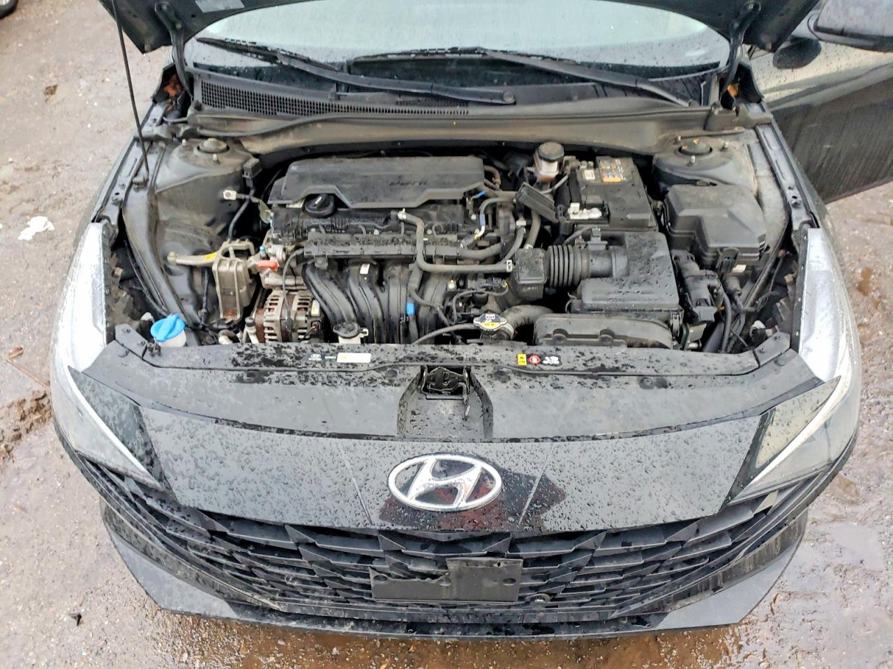 2022 HYUNDAI ELANTRA SEL photo 11