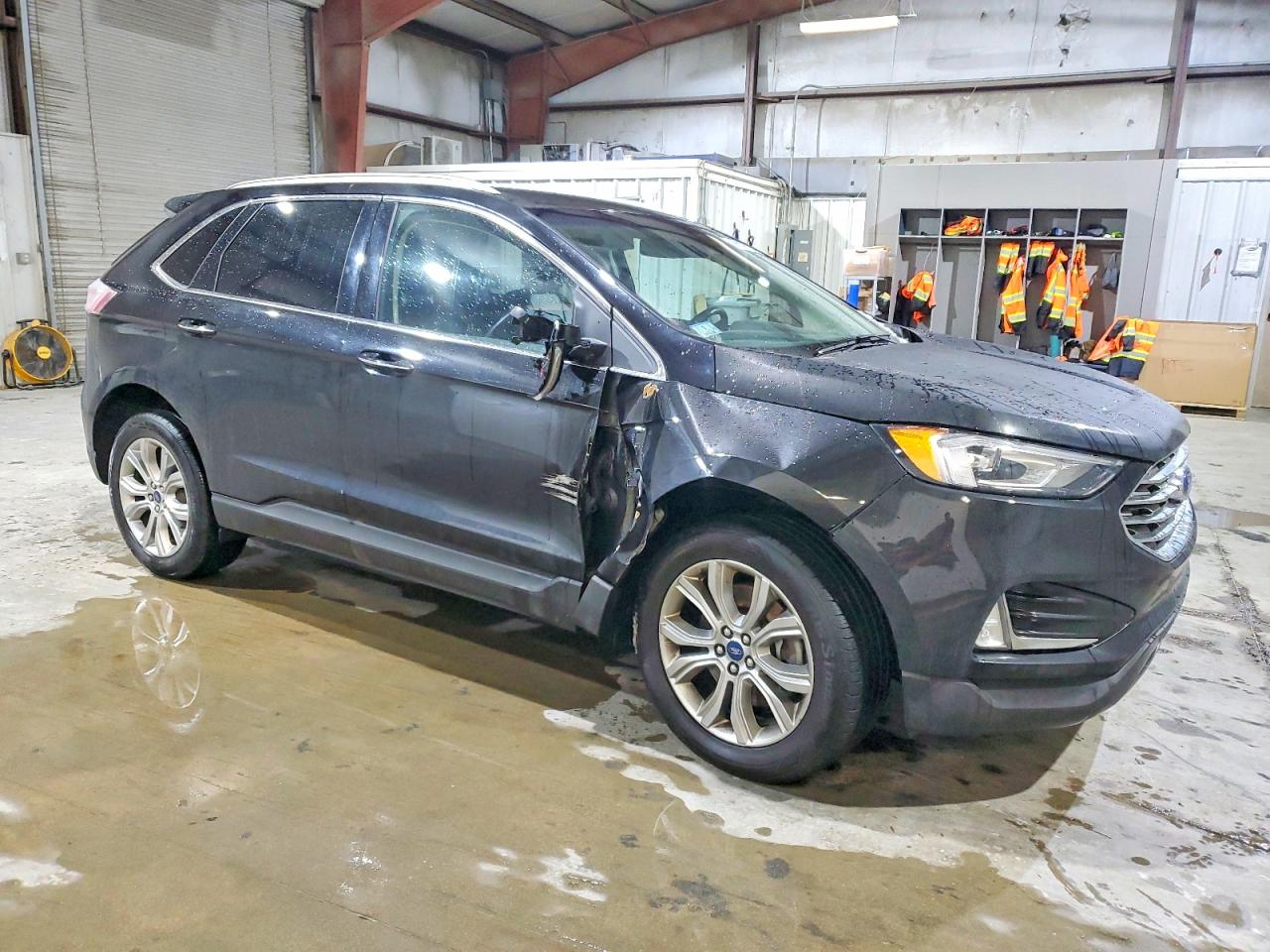 2019 FORD EDGE TITANIUM photo 4