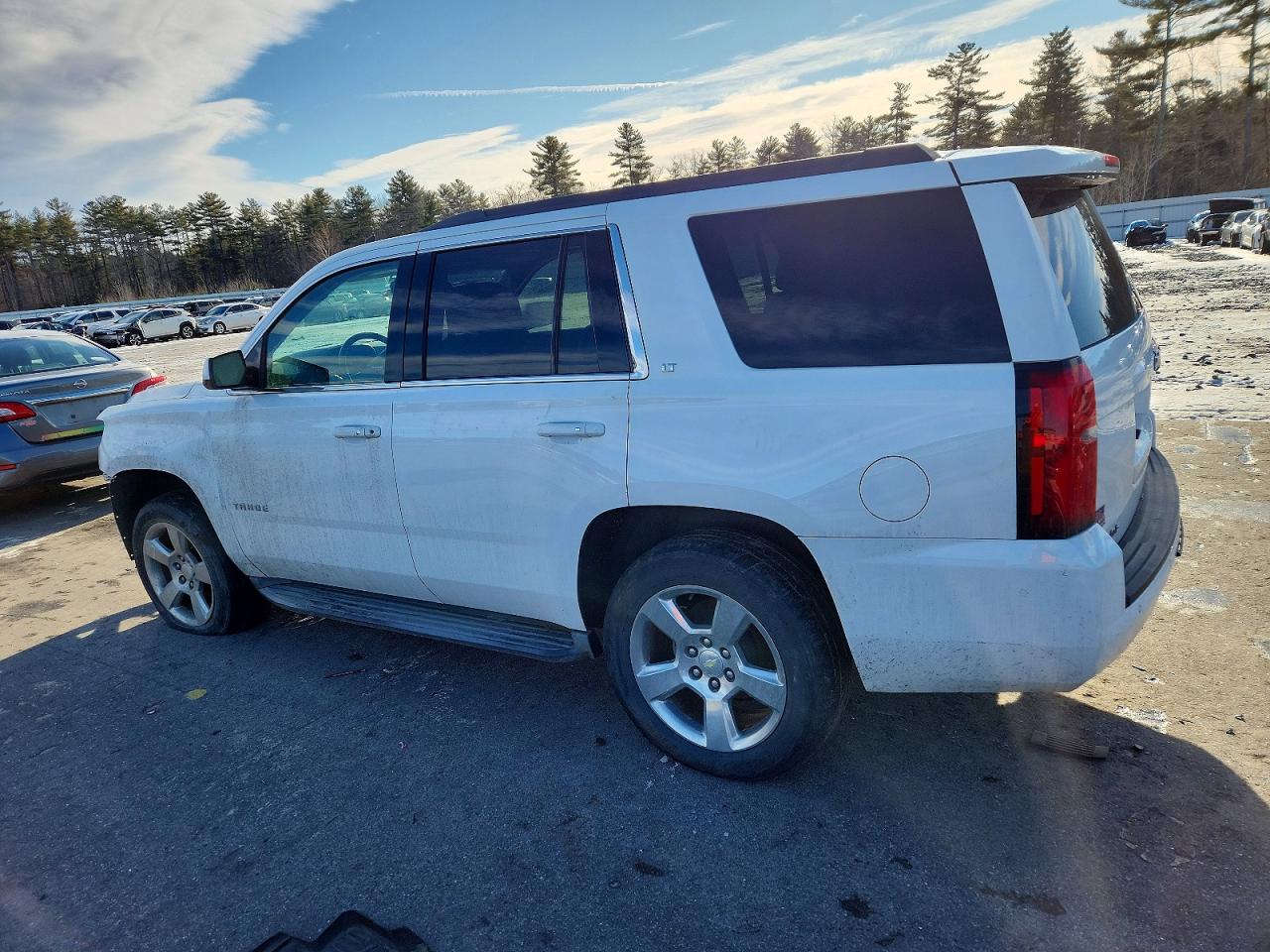 2015 CHEVROLET TAHOE K1500 LT photo 2