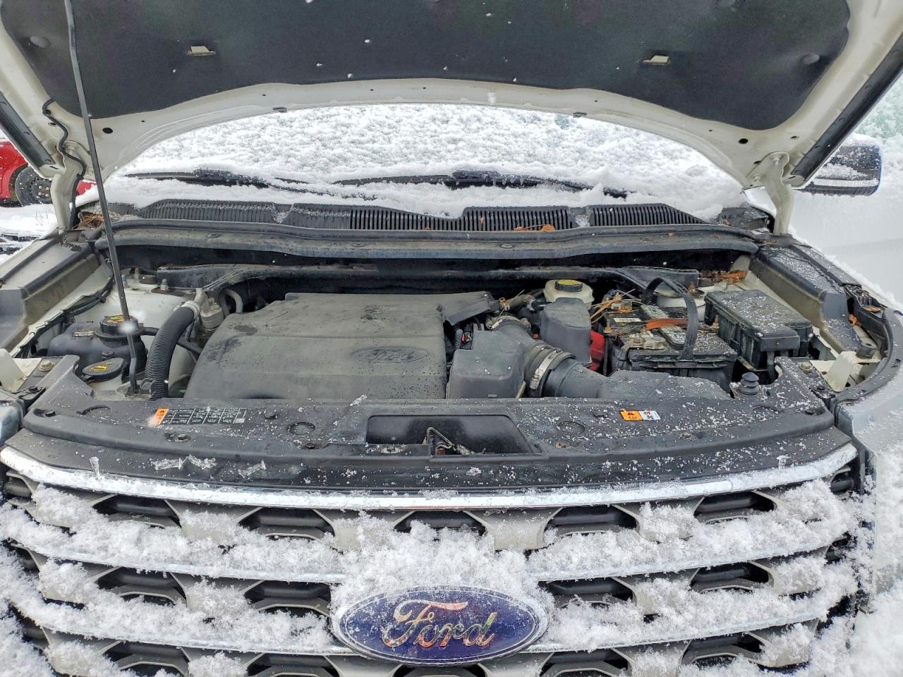 2017 FORD EXPLORER XLT photo 12