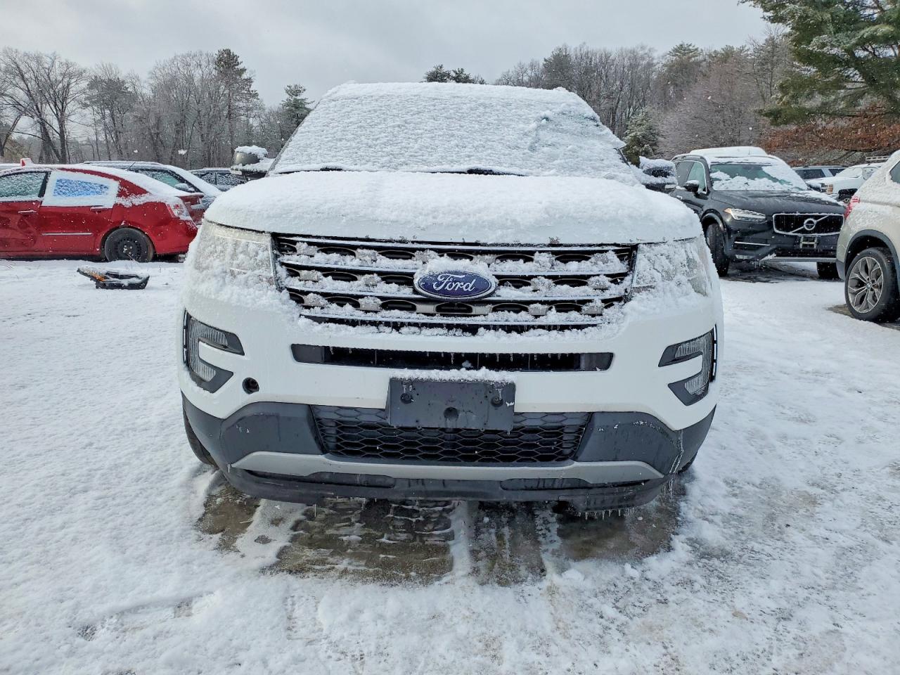 2017 FORD EXPLORER XLT photo 5