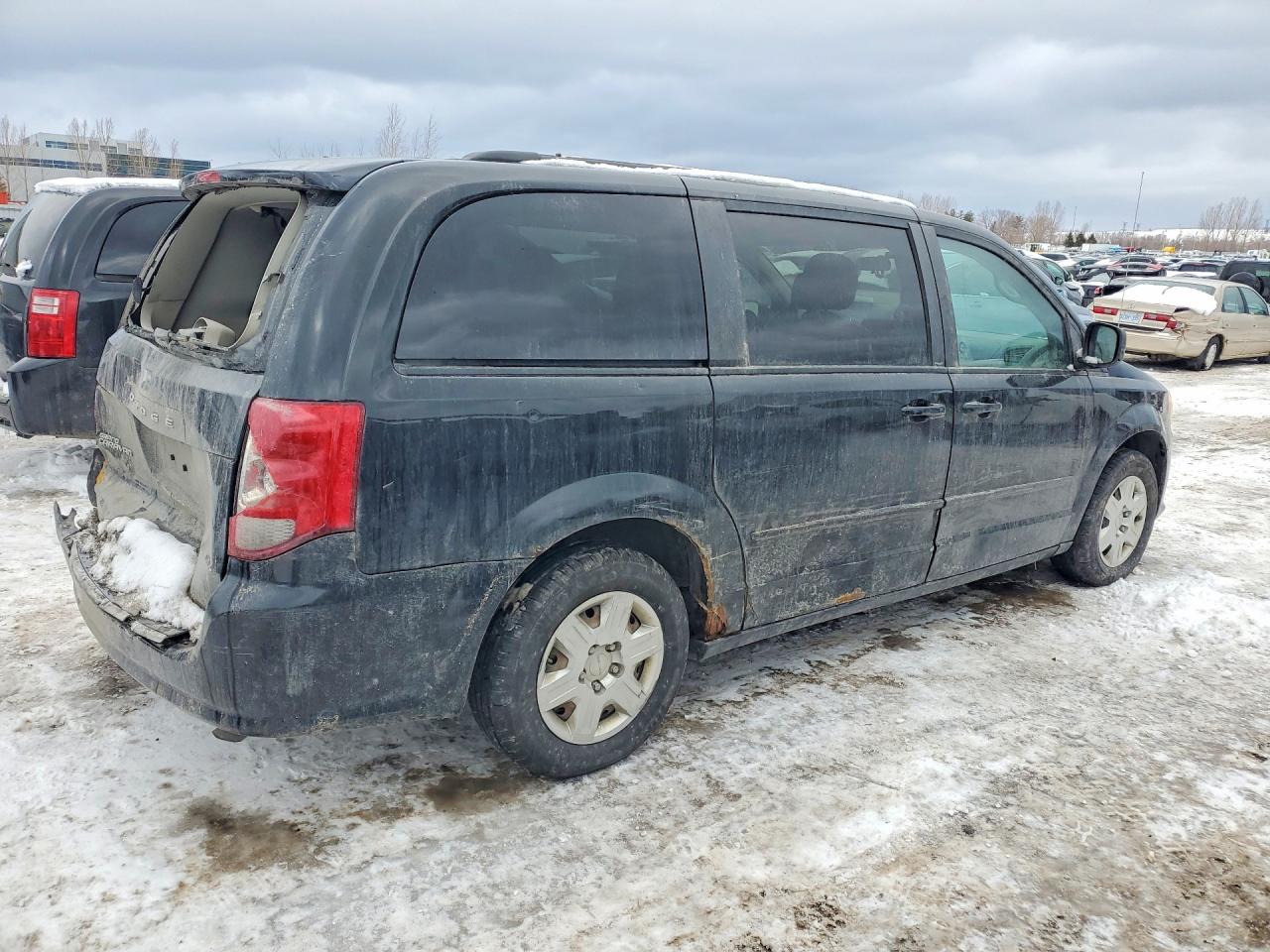 2013 DODGE GRAND CARAVAN SE photo 3