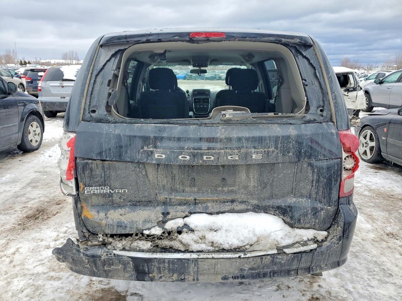 2013 DODGE GRAND CARAVAN SE photo 6