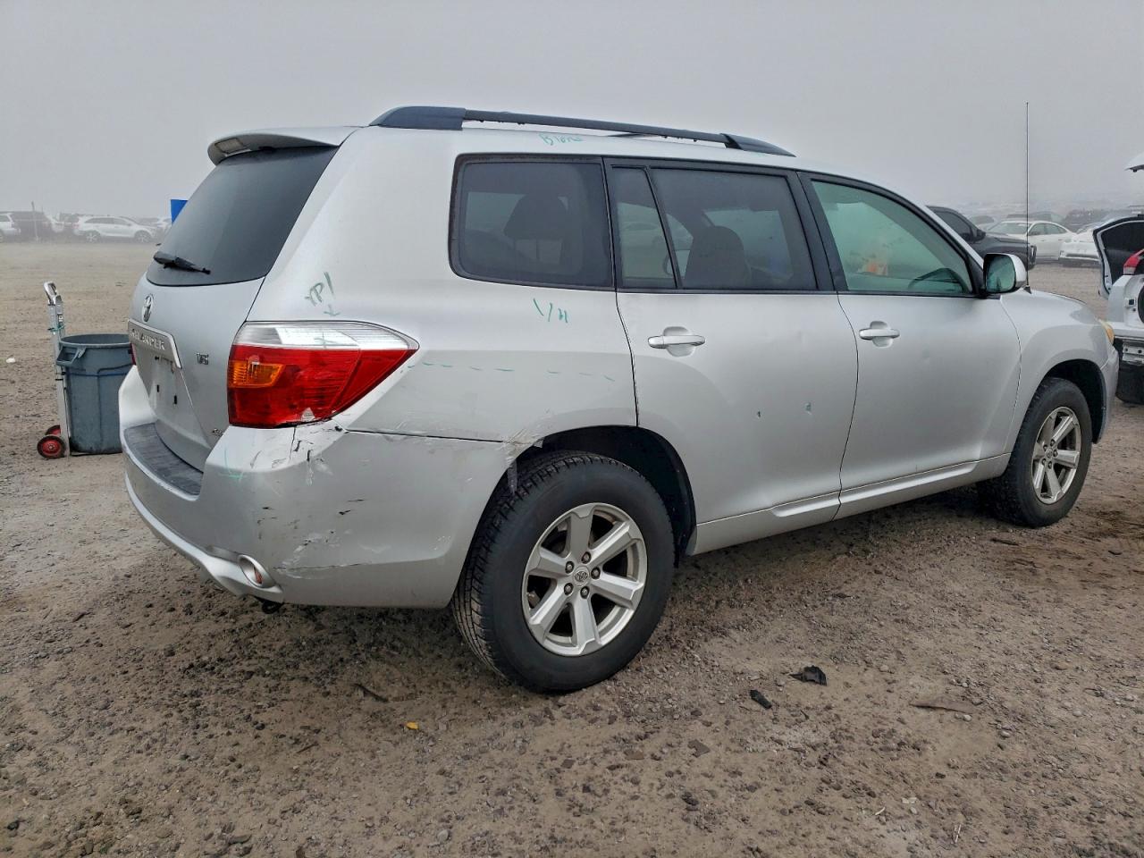 2009 TOYOTA HIGHLANDER photo 3