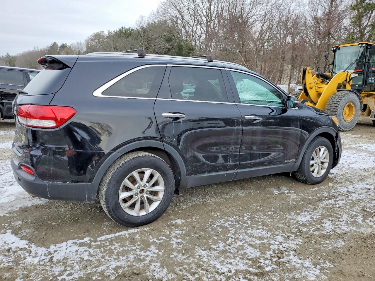 2016 KIA SORENTO LX photo 3