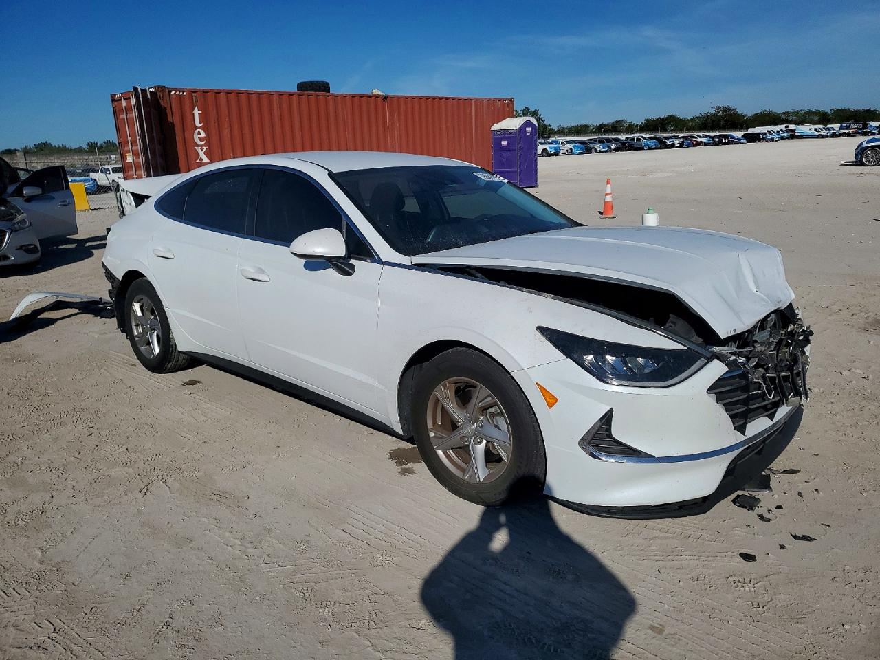 2020 HYUNDAI SONATA SE photo 4