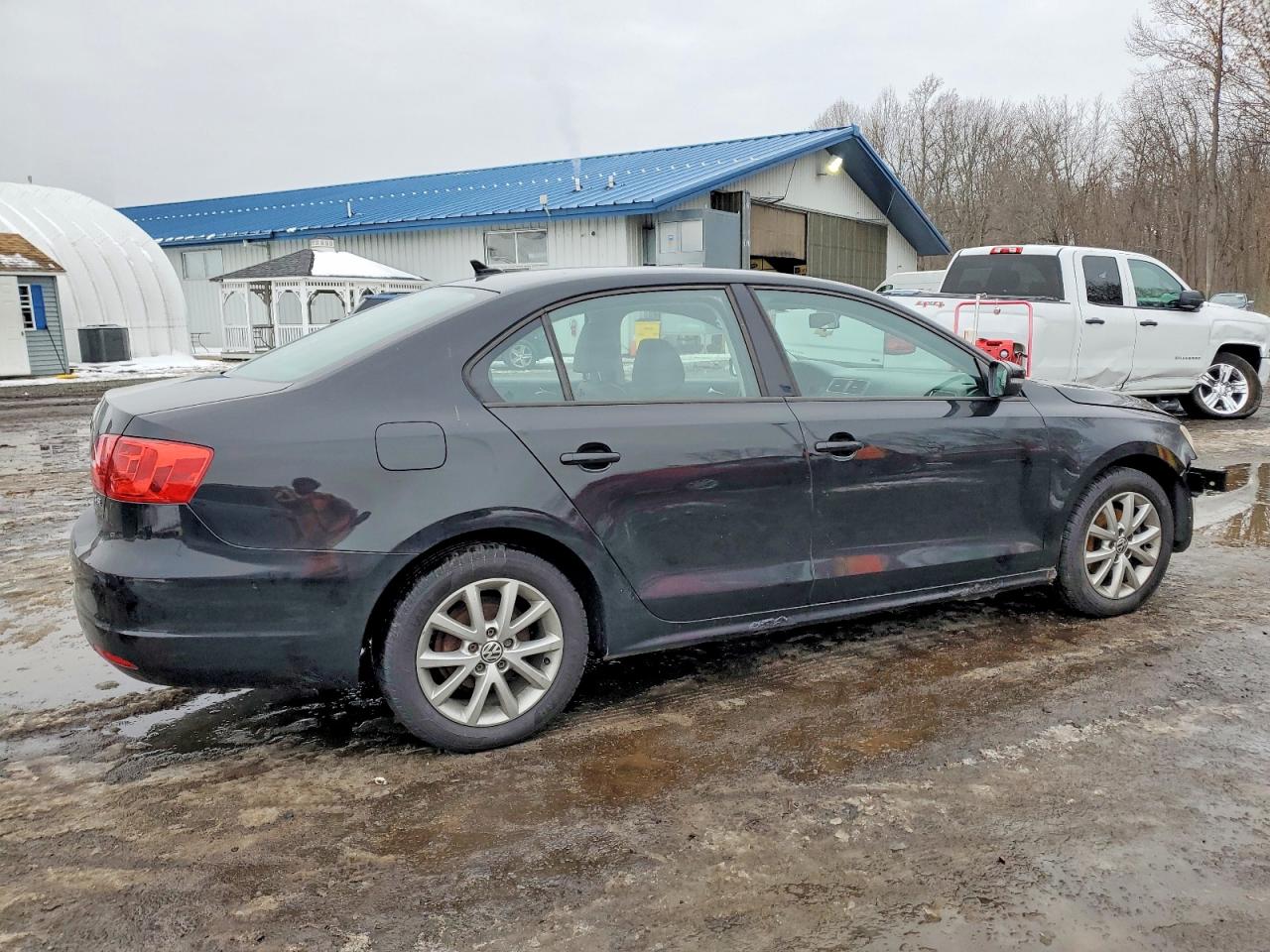 2011 VOLKSWAGEN JETTA SE photo 3