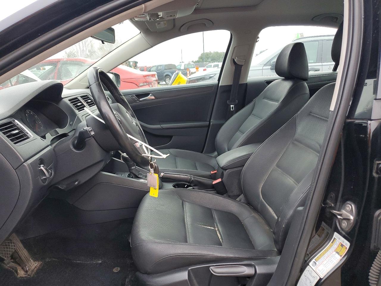 2011 VOLKSWAGEN JETTA SE photo 7
