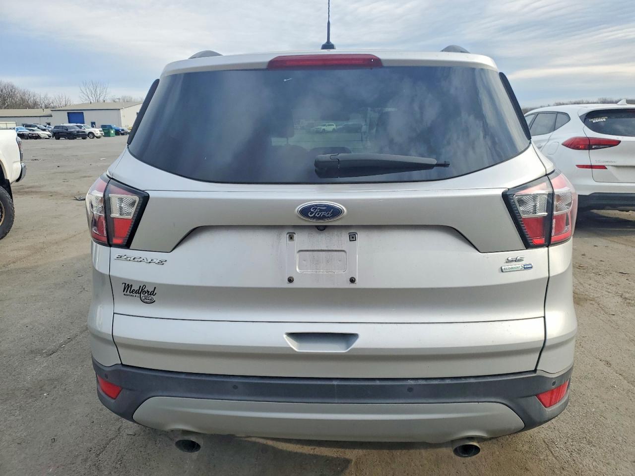 2017 FORD ESCAPE SE photo 6