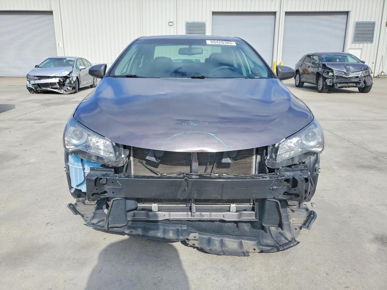 2017 TOYOTA CAMRY LE photo 5