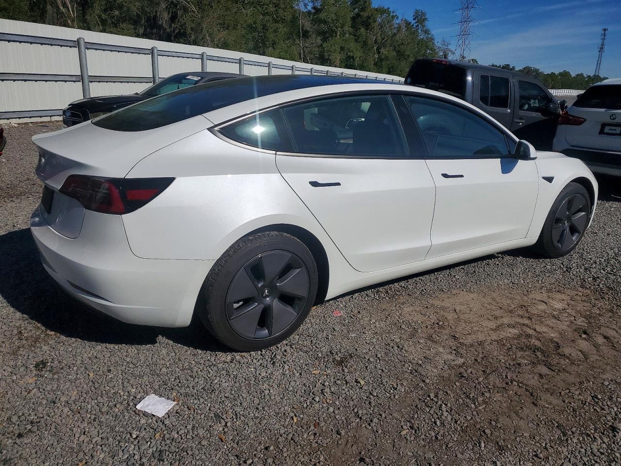 2023 TESLA MODEL 3 photo 3