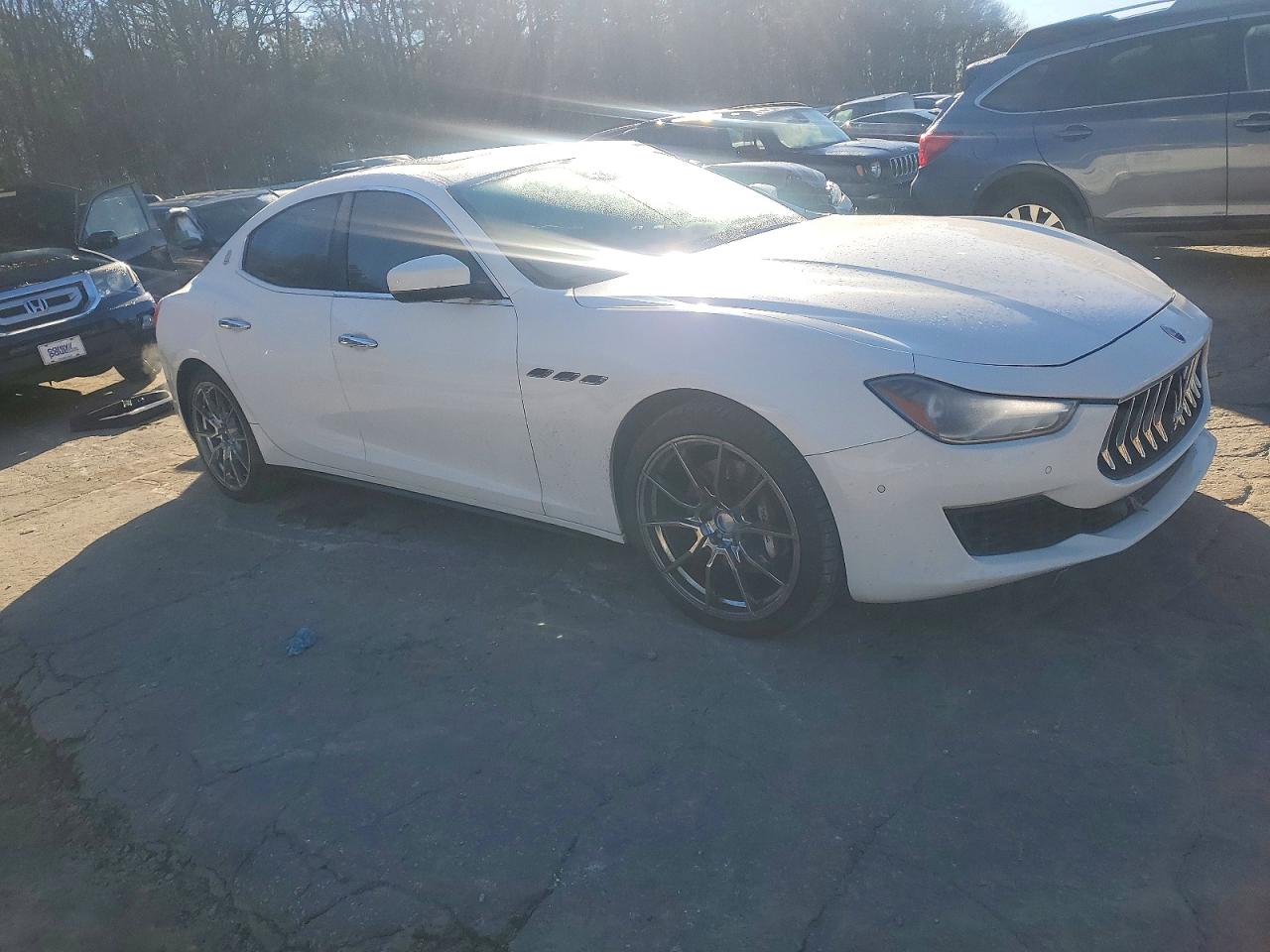 2020 MASERATI GHIBLI photo 4