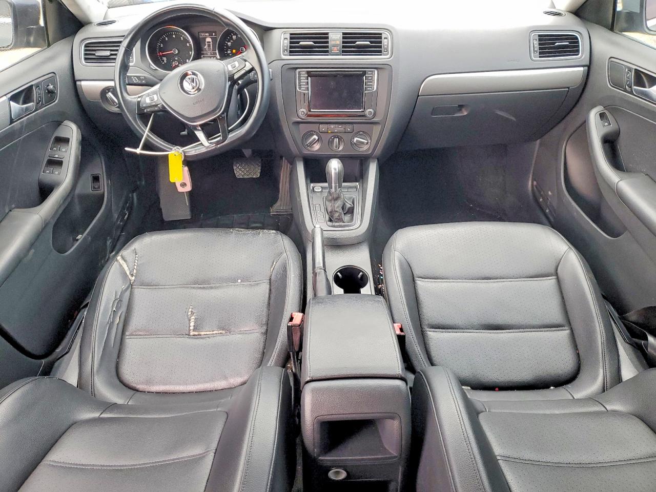 2018 VOLKSWAGEN JETTA SE photo 8