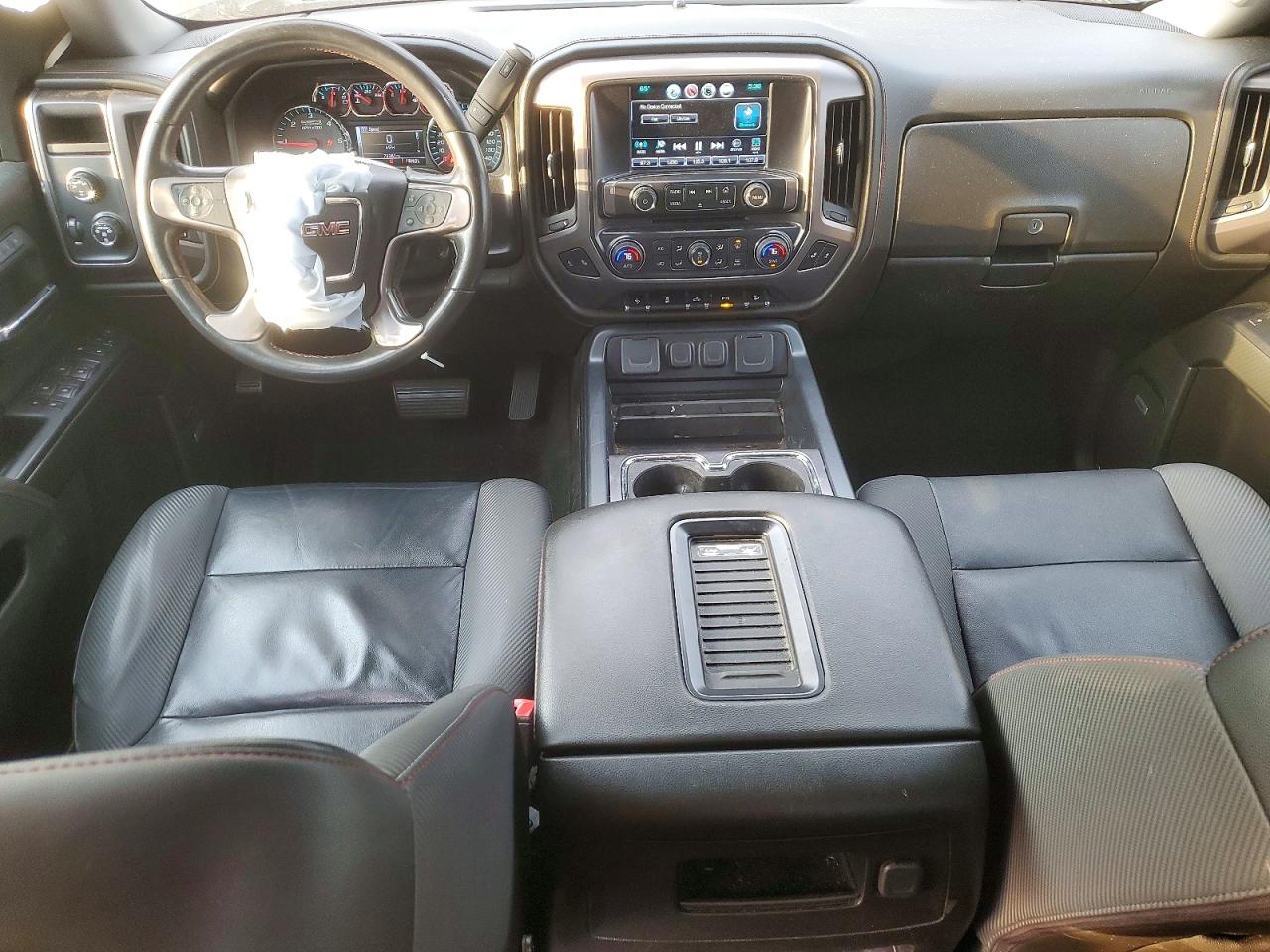 2017 GMC SIERRA K1500 SLT photo 8