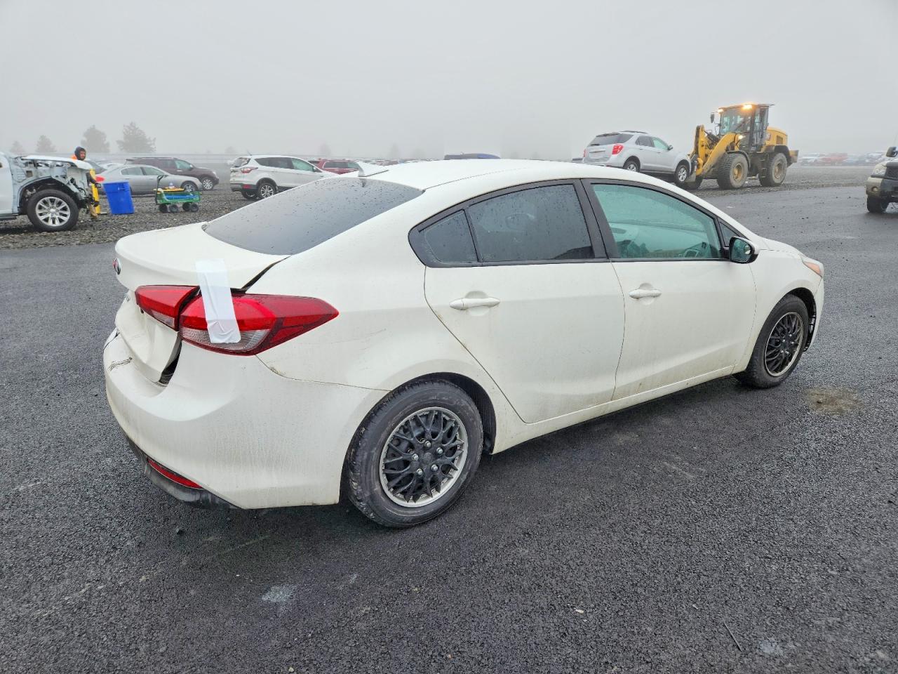 2017 KIA FORTE LX photo 3