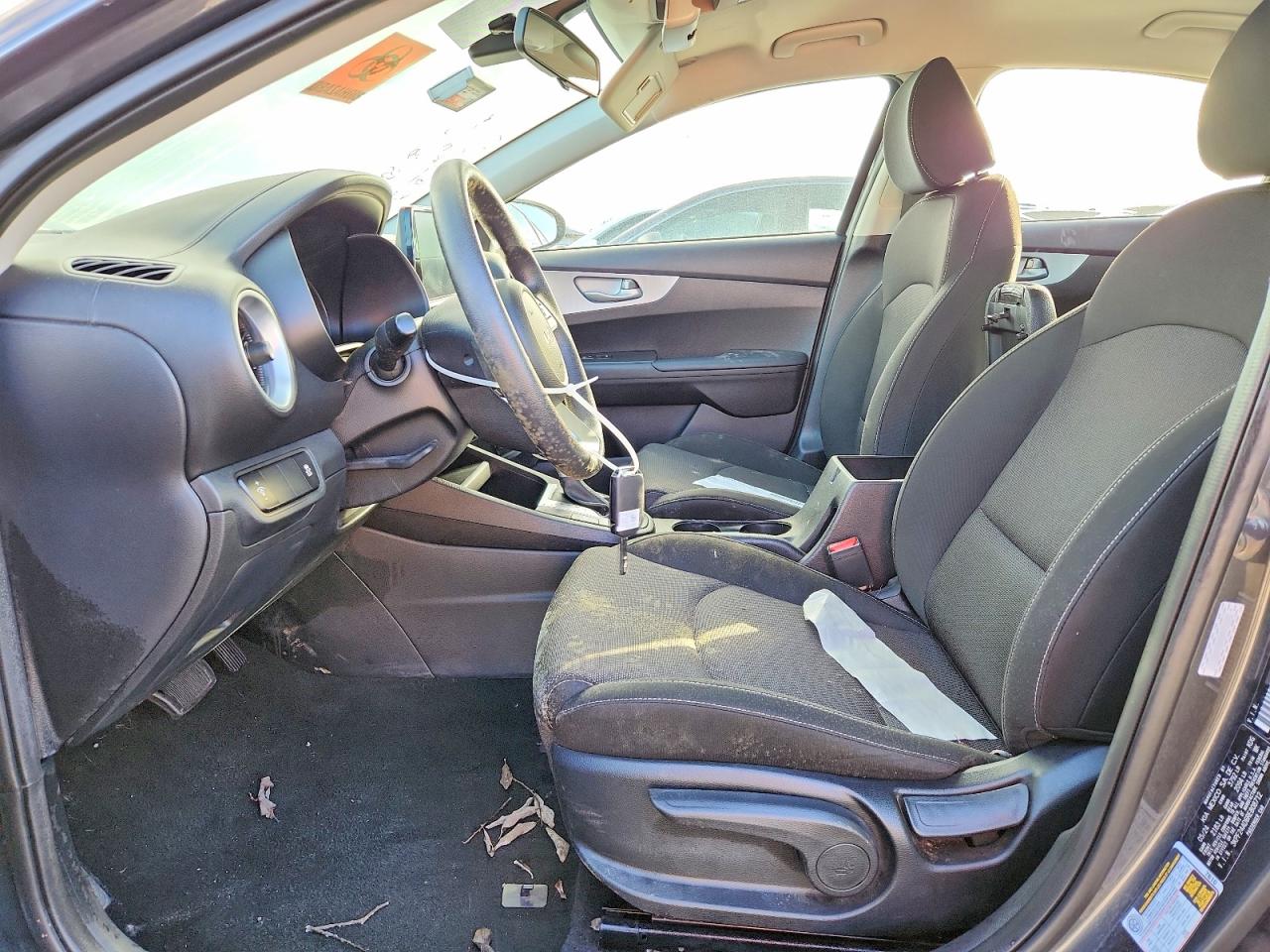 2024 KIA FORTE LX photo 7