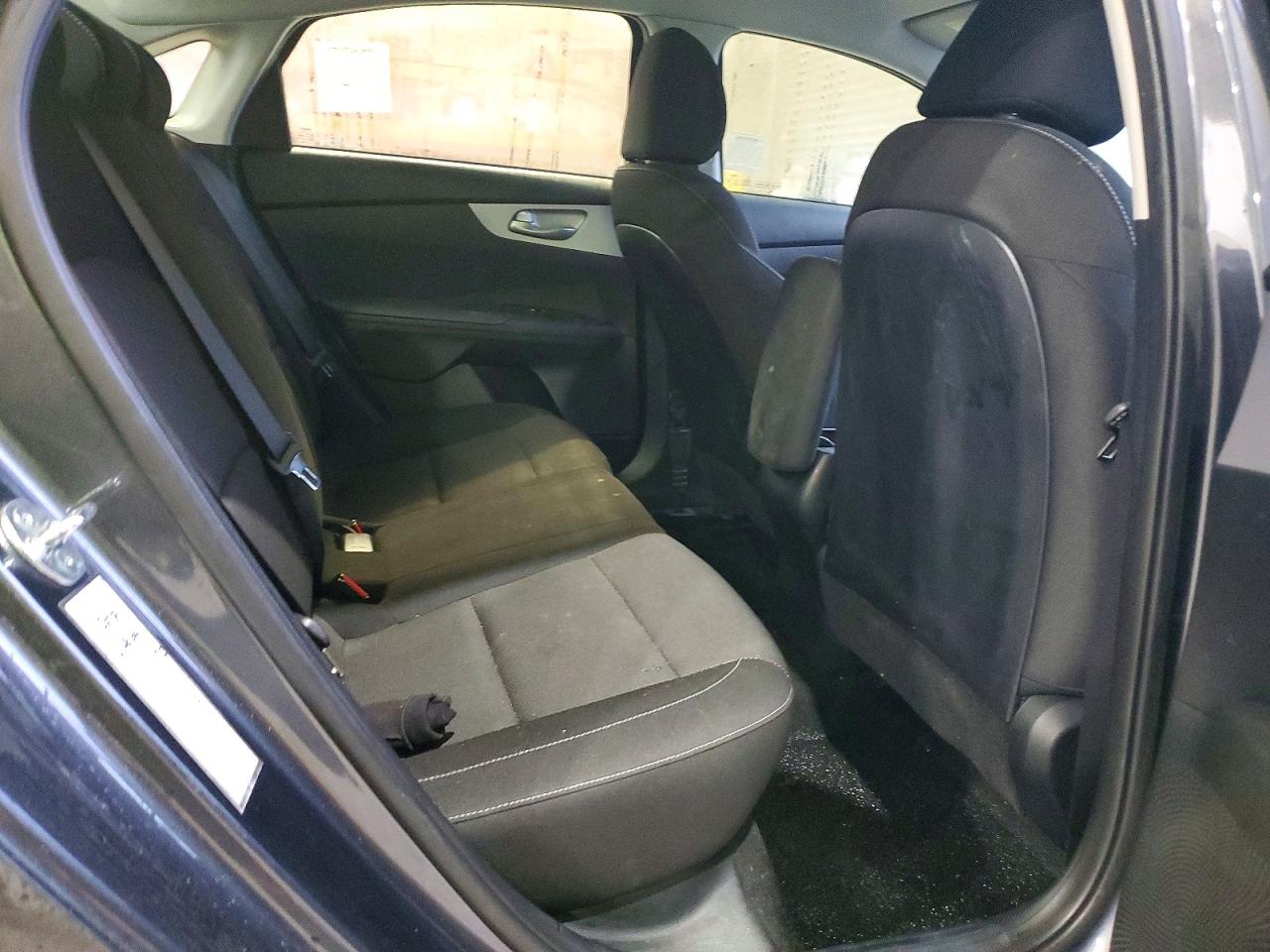 2024 KIA FORTE LX photo 10