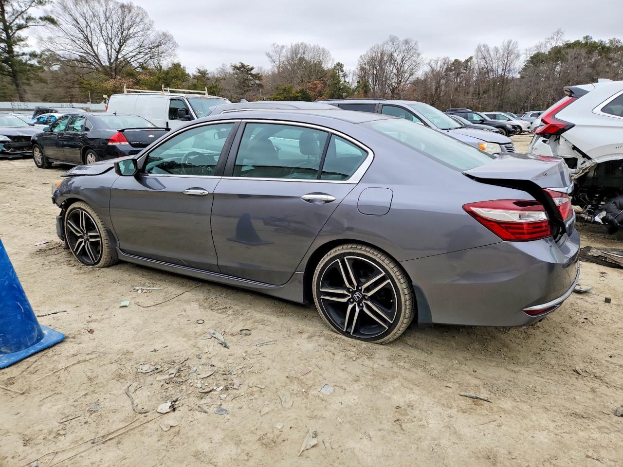 2017 HONDA ACCORD SPORT SPECIAL EDITION photo 2