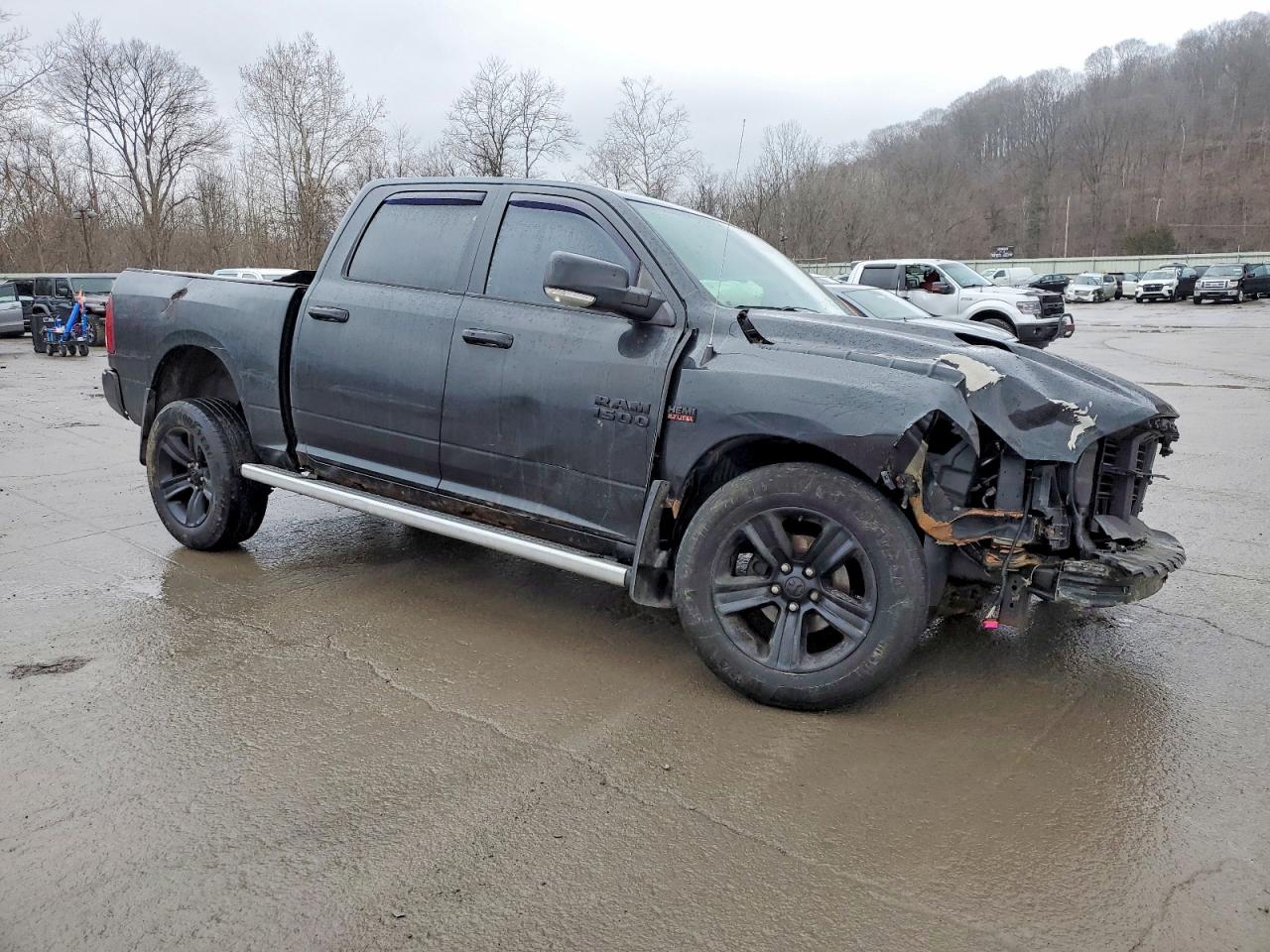 2015 RAM 1500 SPORT photo 4