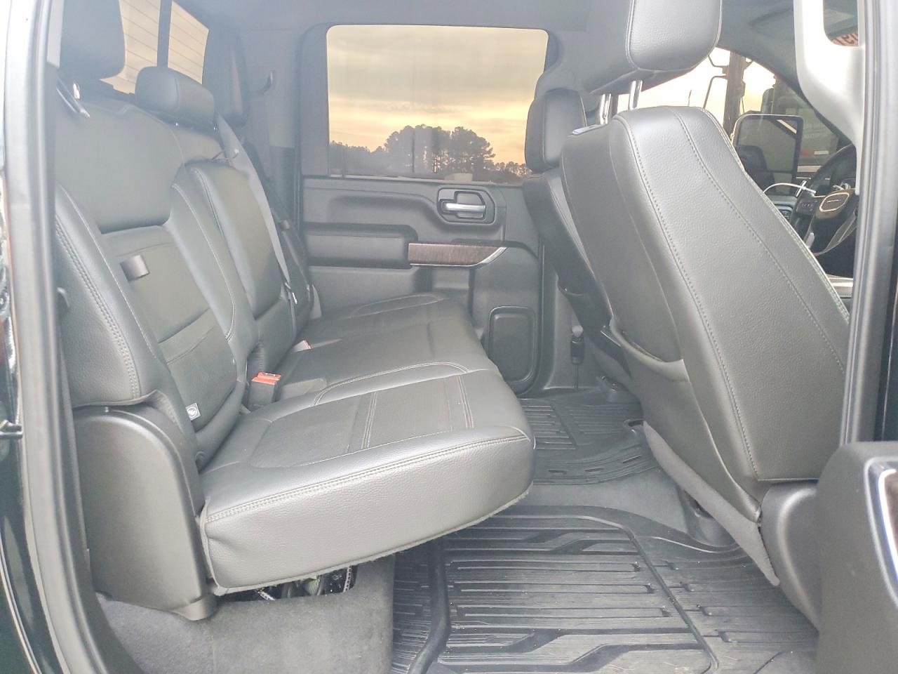 2020 GMC SIERRA K2500 DENALI photo 11