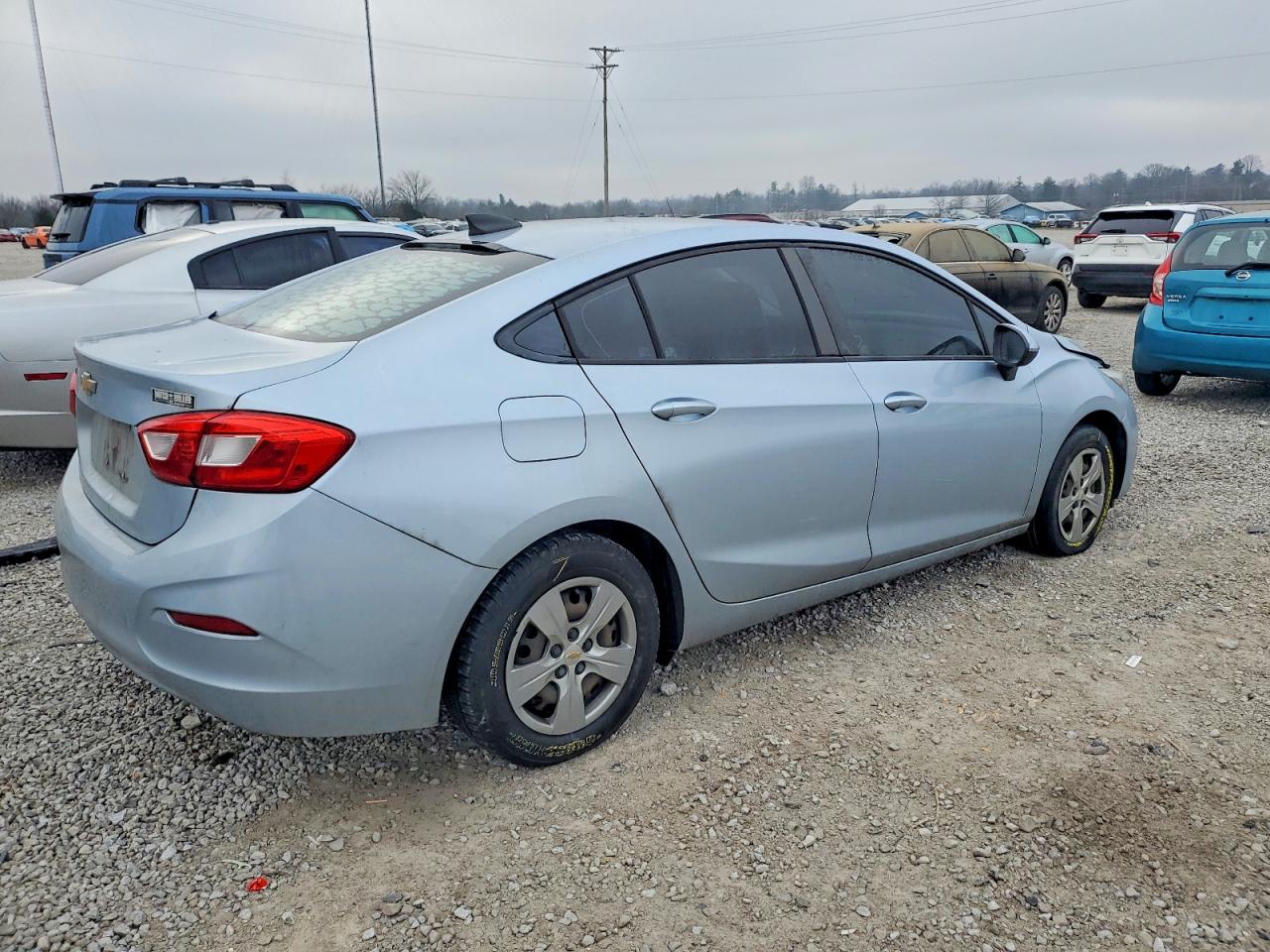 2017 CHEVROLET CRUZE LS photo 3