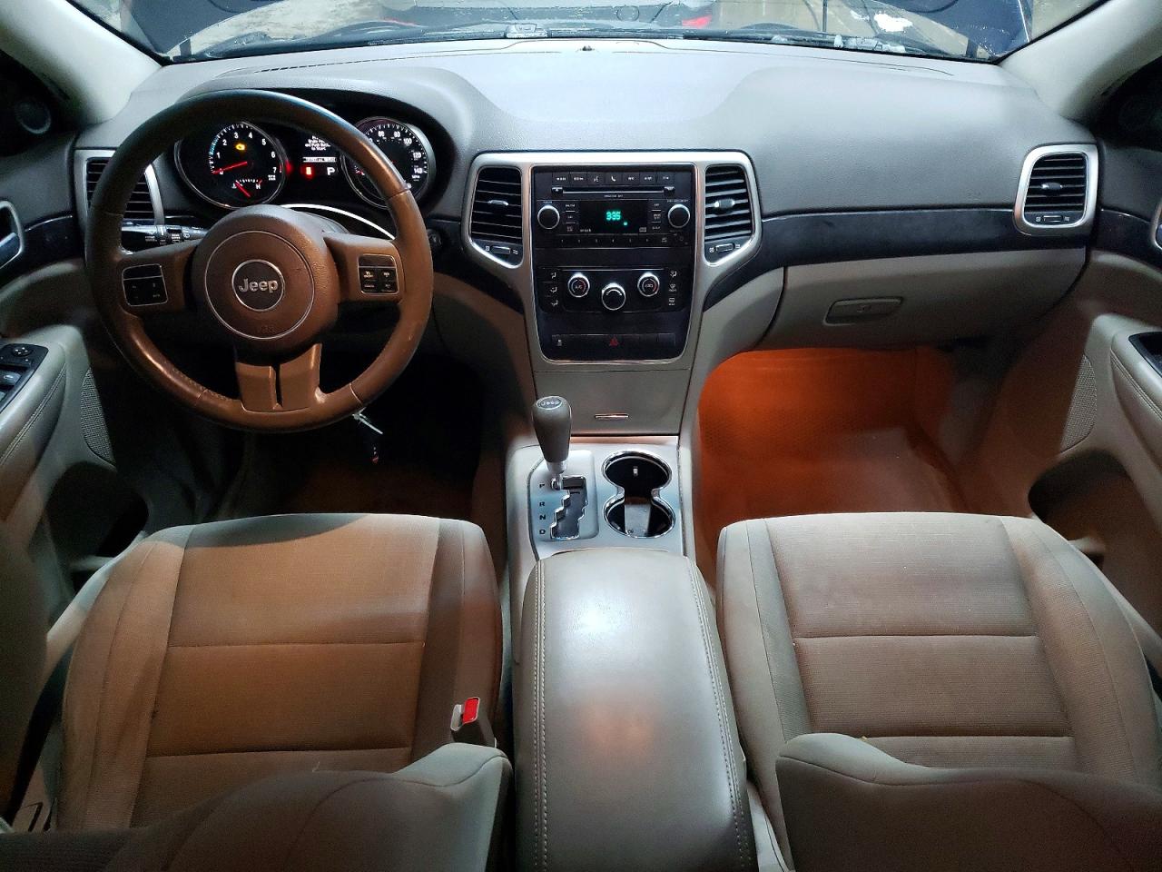 2011 JEEP GRAND CHEROKEE LAREDO photo 8