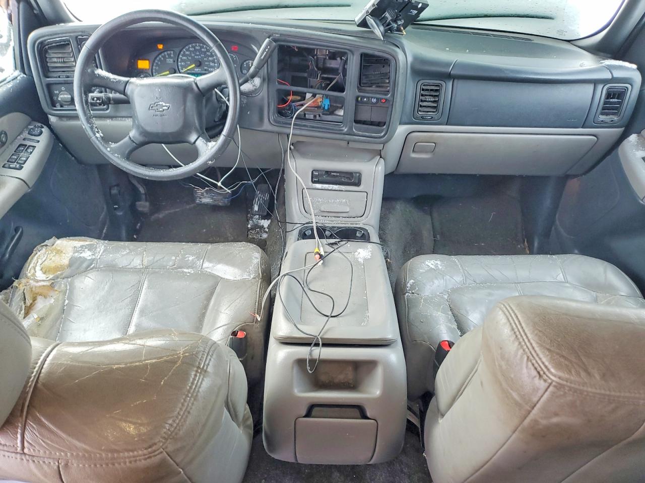 2001 CHEVROLET SUBURBAN K1500 photo 15