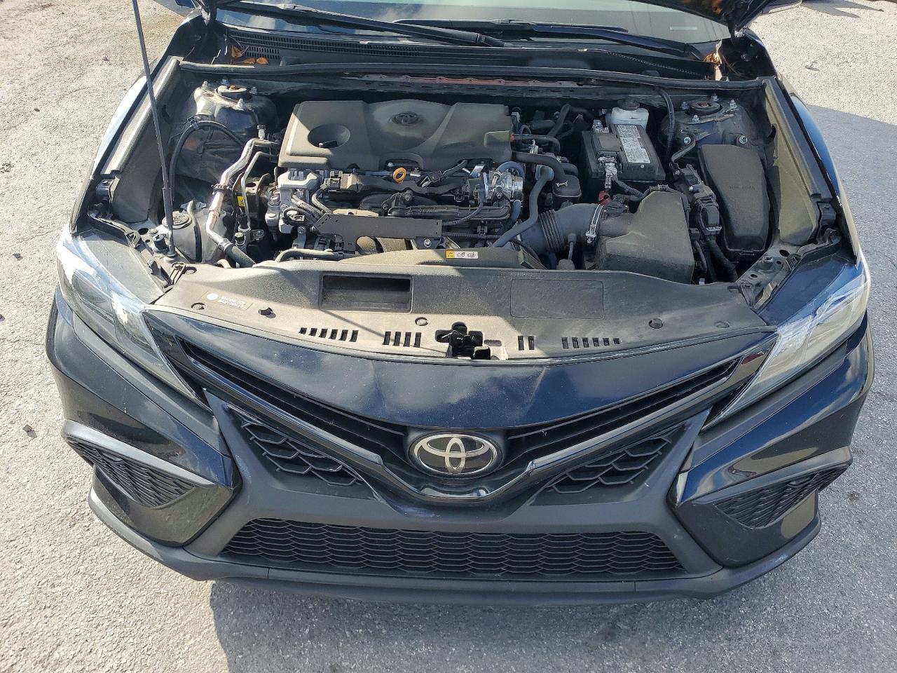 2024 TOYOTA CAMRY SE NIGHT SHADE photo 11