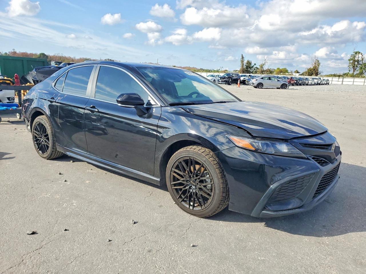 2024 TOYOTA CAMRY SE NIGHT SHADE photo 4
