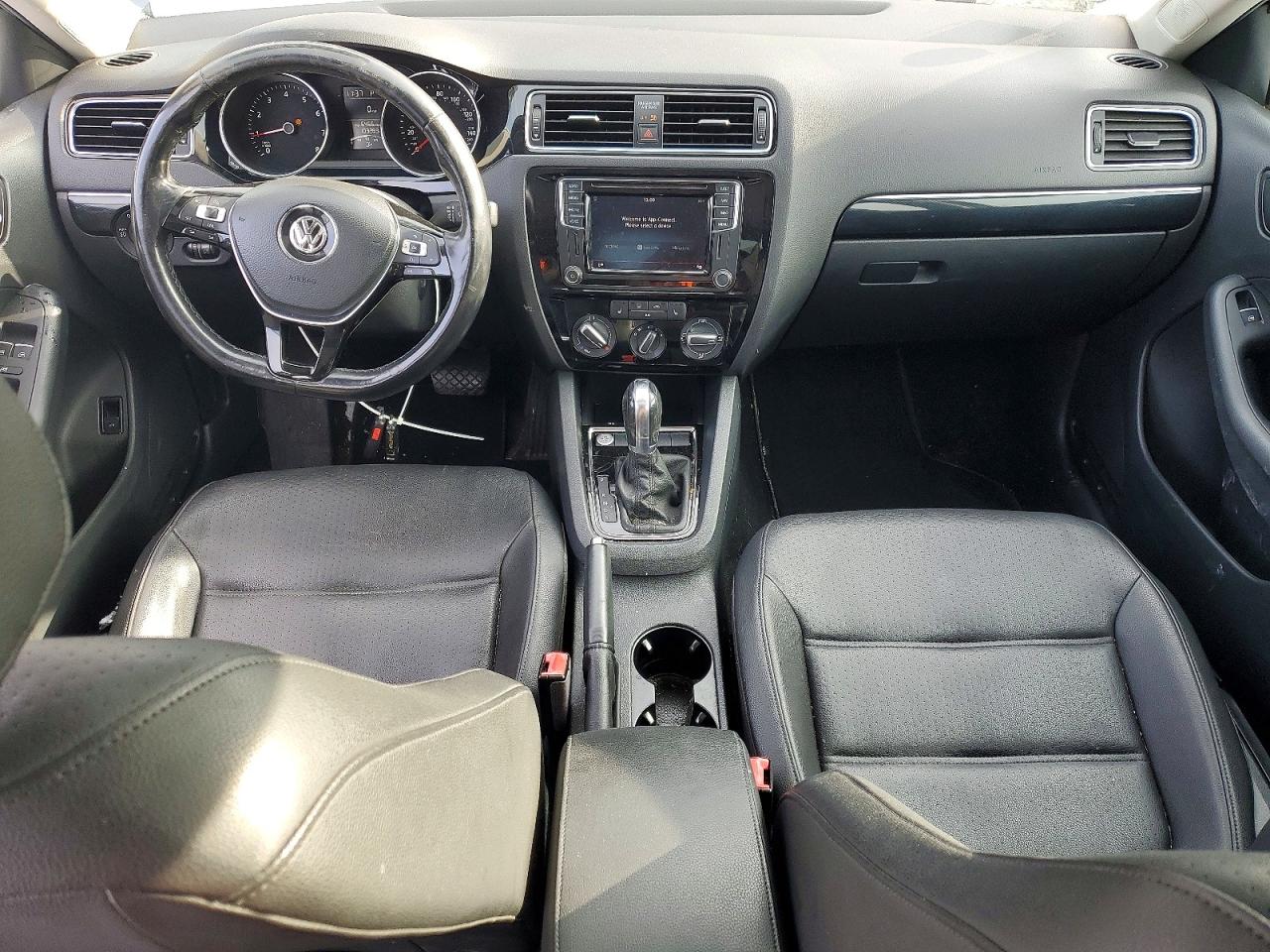 2016 VOLKSWAGEN JETTA SEL photo 8