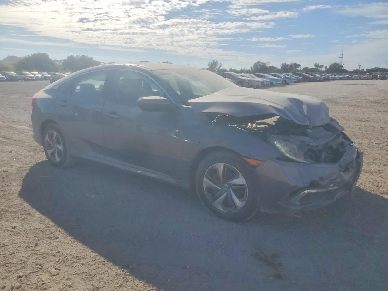 2020 HONDA CIVIC LX photo 4