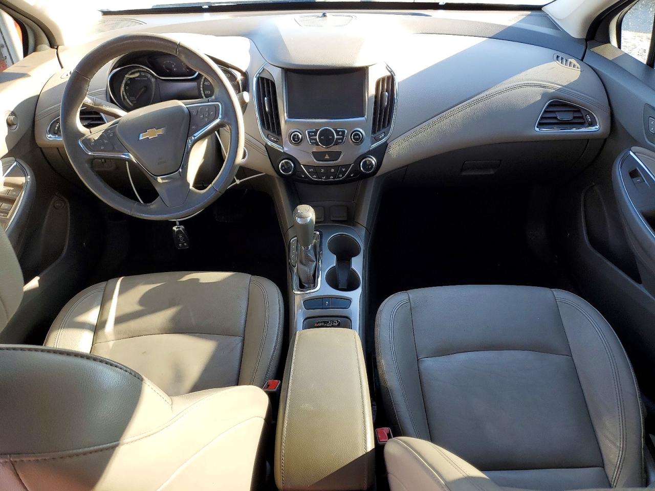 2016 CHEVROLET CRUZE PREMIER photo 8