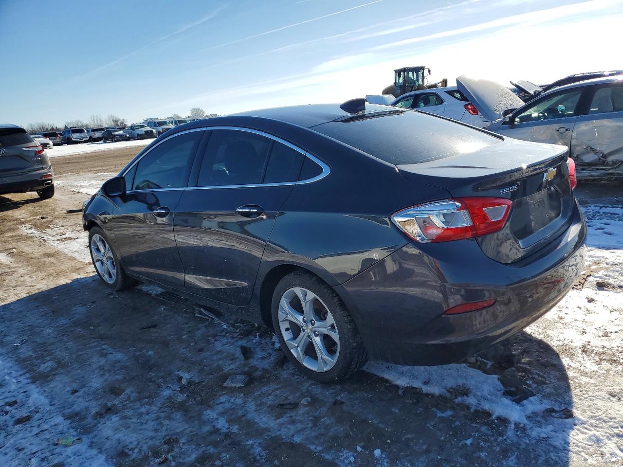 2016 CHEVROLET CRUZE PREMIER photo 2
