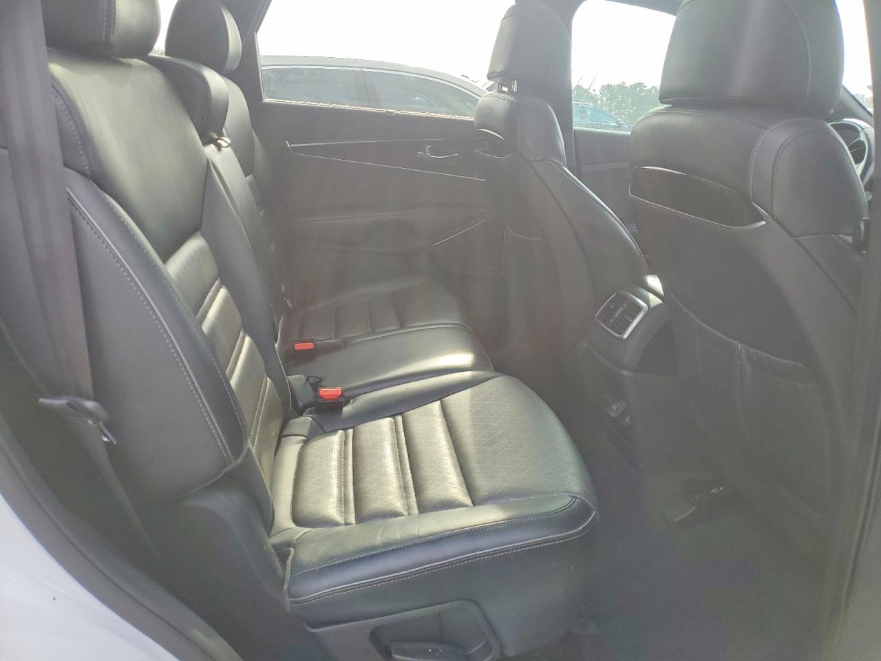 2017 KIA SORENTO SX photo 31