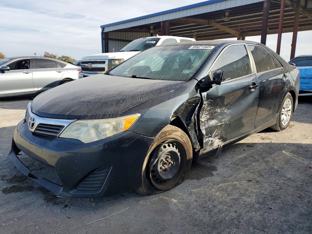 2013 TOYOTA CAMRY