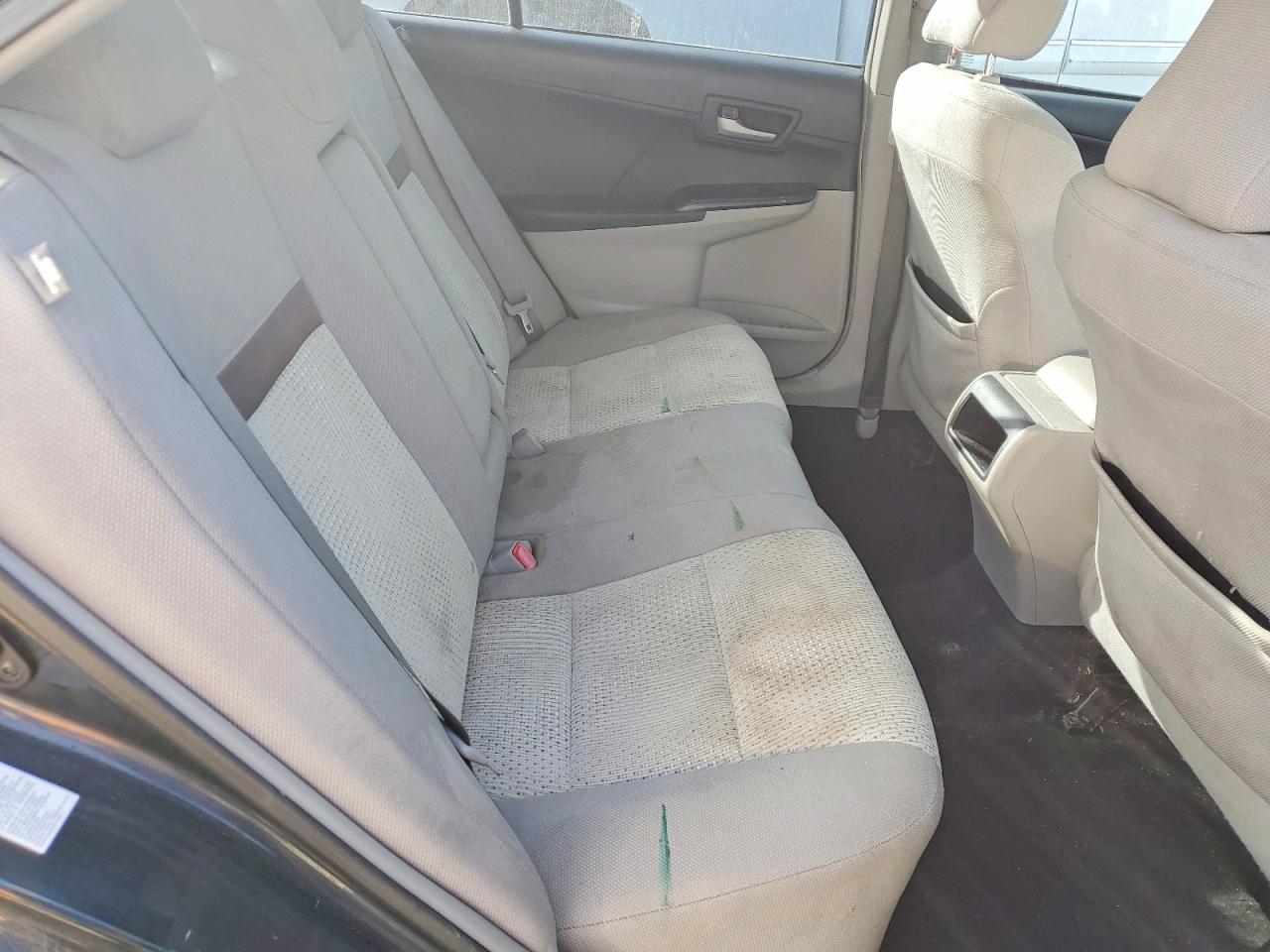 2013 TOYOTA CAMRY L photo 10