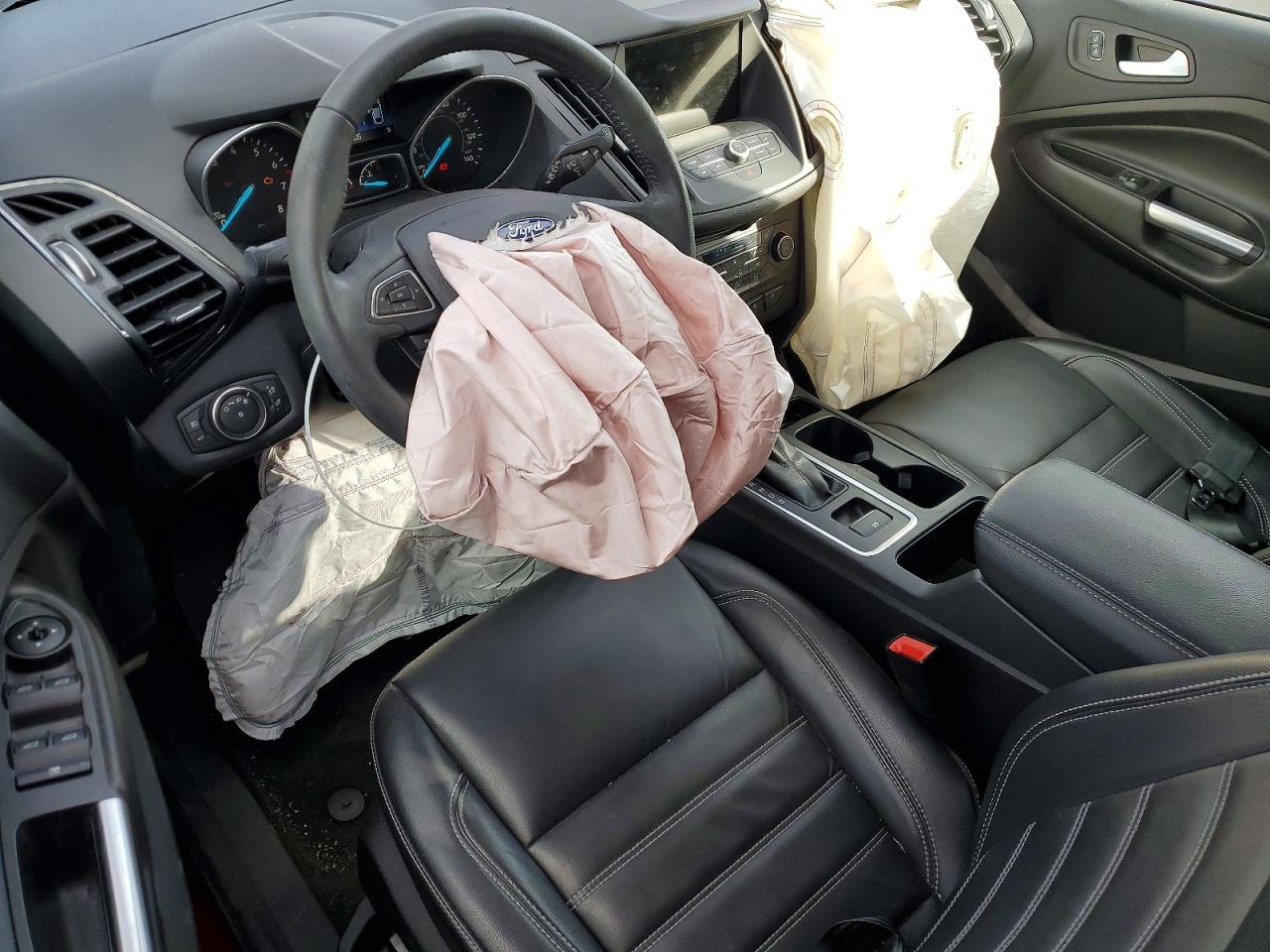 2018 FORD ESCAPE SEL photo 15