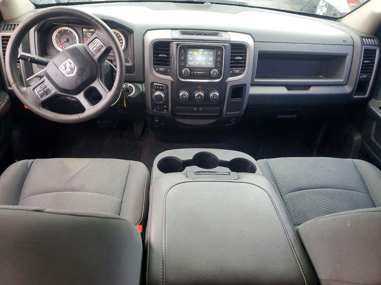 2017 RAM 1500 ST photo 8