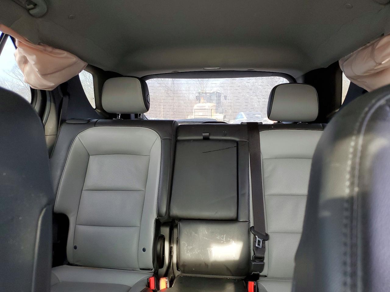 2018 CHEVROLET EQUINOX PREMIER photo 10