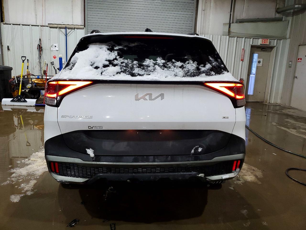 2023 KIA SPORTAGE X LINE photo 6
