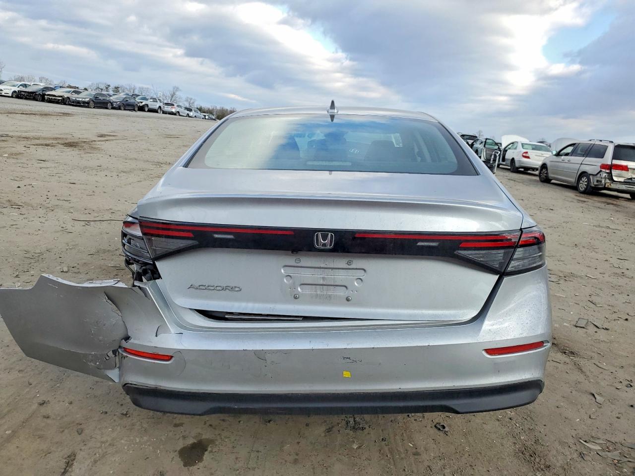 2024 HONDA ACCORD EX photo 6