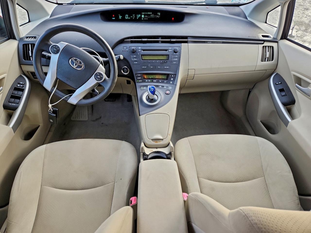 2011 TOYOTA PRIUS photo 15