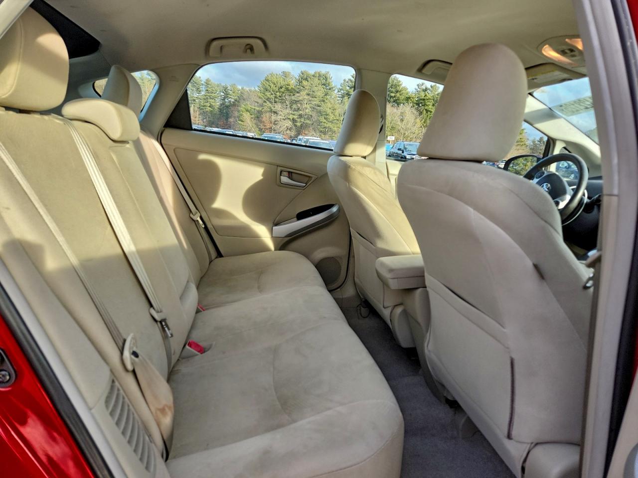 2011 TOYOTA PRIUS photo 19