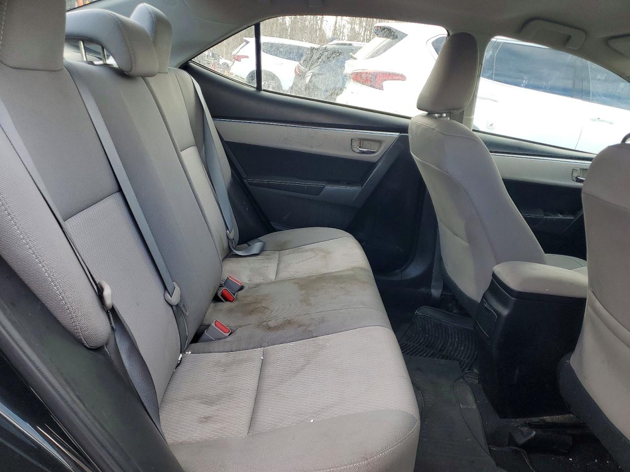 2014 TOYOTA COROLLA L photo 10