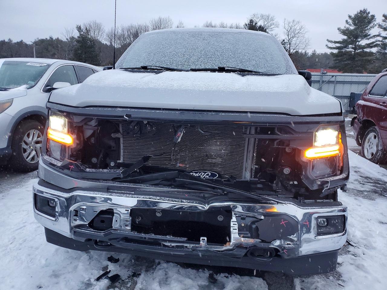 2024 FORD F150 XLT photo 5
