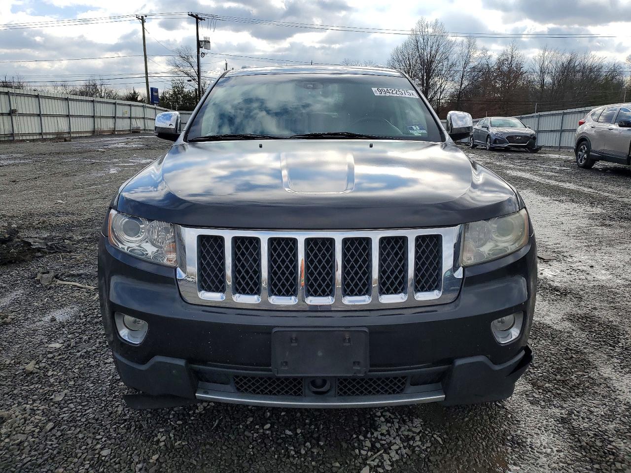 2011 JEEP GRAND CHEROKEE LIMITED photo 5