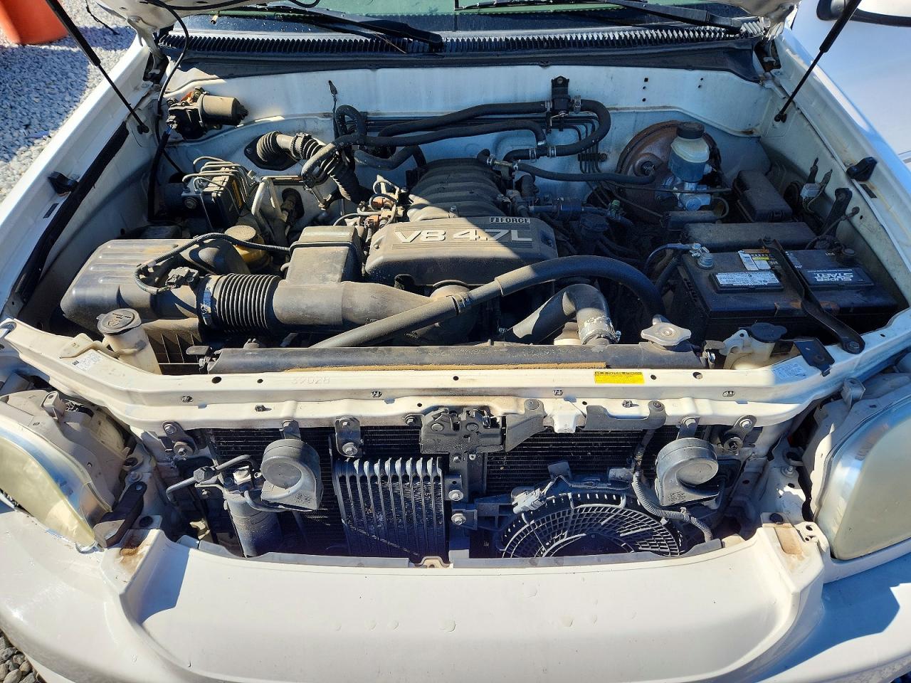 2005 TOYOTA SEQUOIA SR5 photo 31