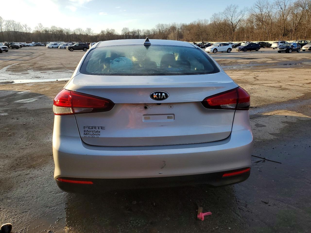 2018 KIA FORTE LX photo 6