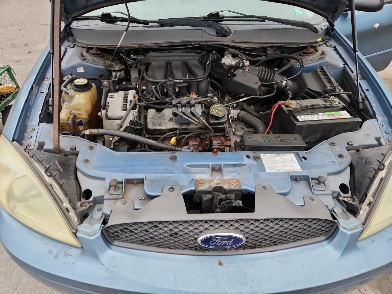 2005 FORD TAURUS SE photo 11